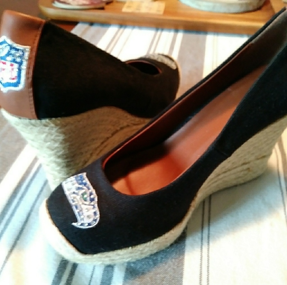 Seattle Seahawks Women's Size 10 Espadrille Sandal